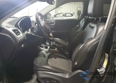 2018 Jeep Compass Latitude z USA, uszkodzony, nr VIN 3C4NJDBB3JT392985